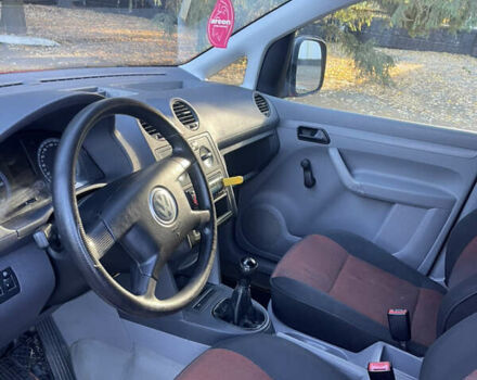 Красный Фольксваген Кадди, объемом двигателя 1.9 л и пробегом 246 тыс. км за 5900 $, фото 15 на Automoto.ua