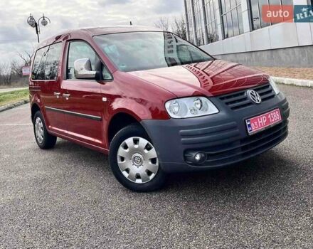 Красный Фольксваген Кадди, объемом двигателя 1.6 л и пробегом 220 тыс. км за 6950 $, фото 4 на Automoto.ua