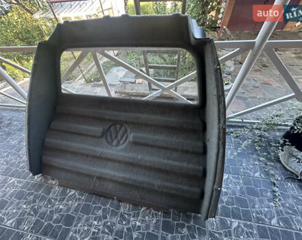 Красный Фольксваген Кадди, объемом двигателя 1.39 л и пробегом 393 тыс. км за 3000 $, фото 14 на Automoto.ua