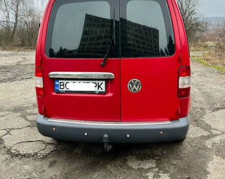 Красный Фольксваген Кадди, объемом двигателя 1.97 л и пробегом 300 тыс. км за 5500 $, фото 3 на Automoto.ua