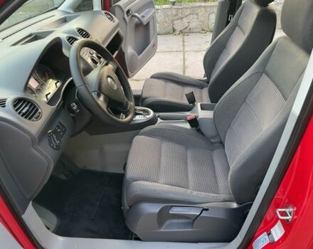 Красный Фольксваген Кадди, объемом двигателя 1.9 л и пробегом 269 тыс. км за 7000 $, фото 10 на Automoto.ua