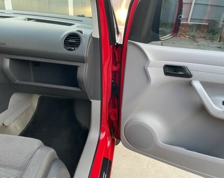 Красный Фольксваген Кадди, объемом двигателя 1.9 л и пробегом 269 тыс. км за 7000 $, фото 23 на Automoto.ua