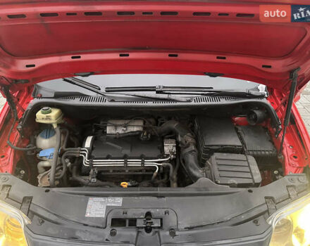 Красный Фольксваген Кадди, объемом двигателя 1.97 л и пробегом 230 тыс. км за 4800 $, фото 11 на Automoto.ua