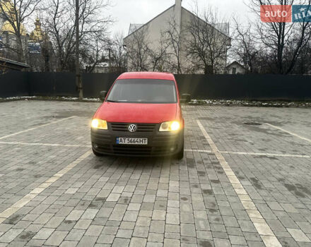Красный Фольксваген Кадди, объемом двигателя 1.97 л и пробегом 230 тыс. км за 4800 $, фото 1 на Automoto.ua