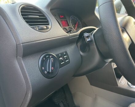 Красный Фольксваген Кадди, объемом двигателя 1.9 л и пробегом 269 тыс. км за 7000 $, фото 8 на Automoto.ua