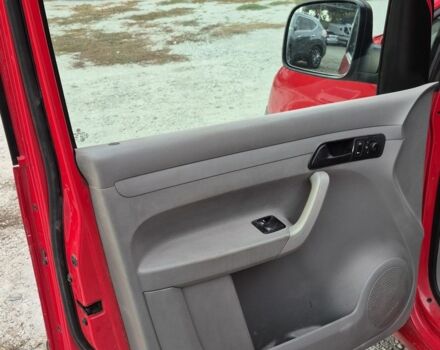 Червоний Фольксваген Кадді, об'ємом двигуна 2 л та пробігом 260 тис. км за 5500 $, фото 10 на Automoto.ua