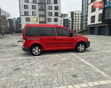 Красный Фольксваген Кадди, объемом двигателя 1.97 л и пробегом 230 тыс. км за 4800 $, фото 3 на Automoto.ua