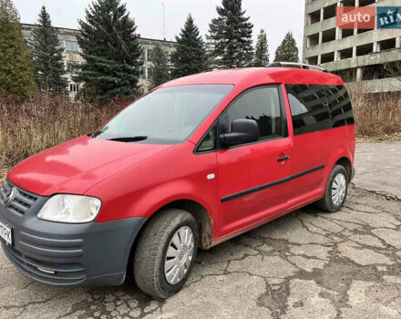 Красный Фольксваген Кадди, объемом двигателя 1.97 л и пробегом 300 тыс. км за 5500 $, фото 10 на Automoto.ua