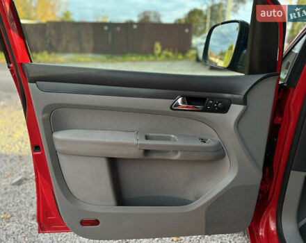 Фольксваген Кадди 2006 в Виннице на Automoto.ua Красный Фольксваген Кадди, объемом двигателя 1.6 л и пробегом 200 тыс. км за 6800 $, фото 22 на Automoto.ua