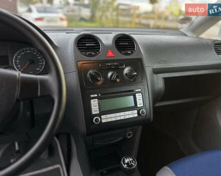 Фольксваген Кадди 2006 в Виннице на Automoto.ua Красный Фольксваген Кадди, объемом двигателя 1.6 л и пробегом 200 тыс. км за 6800 $, фото 28 на Automoto.ua