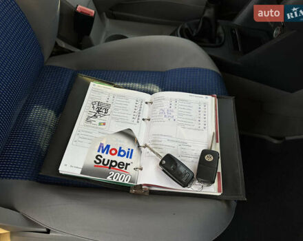 Фольксваген Кадди 2006 в Виннице на Automoto.ua Красный Фольксваген Кадди, объемом двигателя 1.6 л и пробегом 200 тыс. км за 6800 $, фото 45 на Automoto.ua