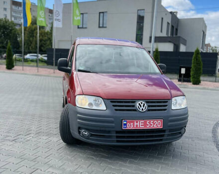 Червоний Фольксваген Кадді, об'ємом двигуна 1.6 л та пробігом 231 тис. км за 6850 $, фото 7 на Automoto.ua