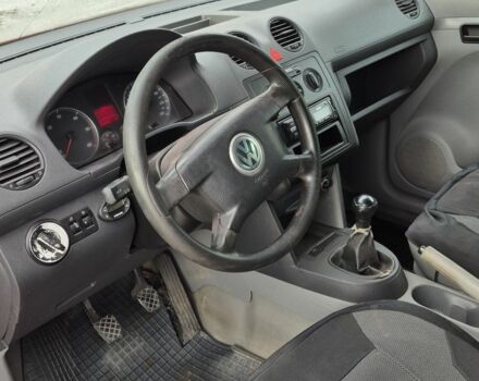 Червоний Фольксваген Кадді, об'ємом двигуна 2 л та пробігом 260 тис. км за 5500 $, фото 11 на Automoto.ua