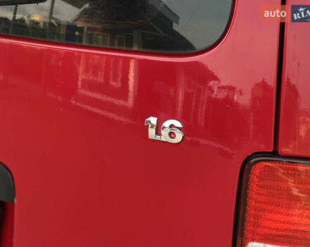 Красный Фольксваген Кадди, объемом двигателя 1.6 л и пробегом 220 тыс. км за 6299 $, фото 11 на Automoto.ua