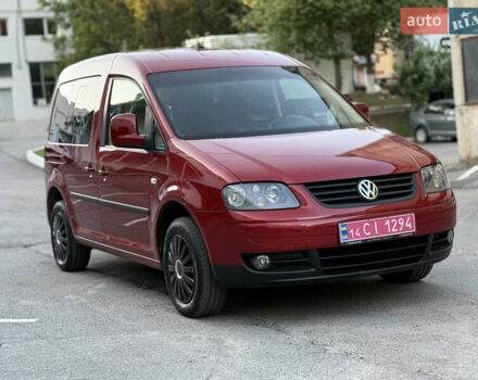 Червоний Фольксваген Кадді, об'ємом двигуна 1.6 л та пробігом 180 тис. км за 7999 $, фото 4 на Automoto.ua