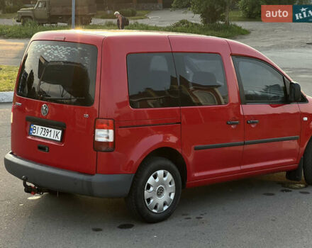 Красный Фольксваген Кадди, объемом двигателя 1.6 л и пробегом 220 тыс. км за 6299 $, фото 19 на Automoto.ua