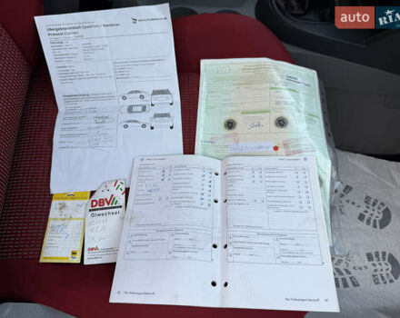 Червоний Фольксваген Кадді, об'ємом двигуна 1.6 л та пробігом 180 тис. км за 7999 $, фото 47 на Automoto.ua