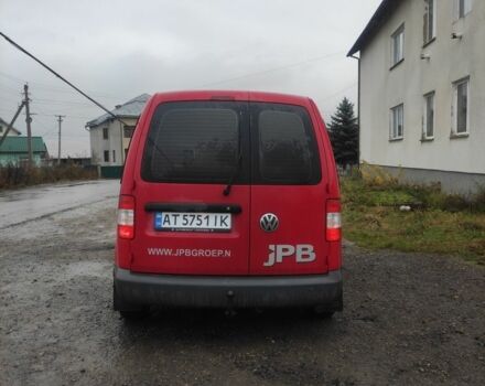 Красный Фольксваген Кадди, объемом двигателя 2 л и пробегом 226 тыс. км за 4600 $, фото 5 на Automoto.ua