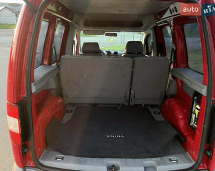 Красный Фольксваген Кадди, объемом двигателя 1.6 л и пробегом 220 тыс. км за 6299 $, фото 16 на Automoto.ua