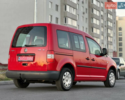 Красный Фольксваген Кадди, объемом двигателя 1.6 л и пробегом 210 тыс. км за 8999 $, фото 27 на Automoto.ua