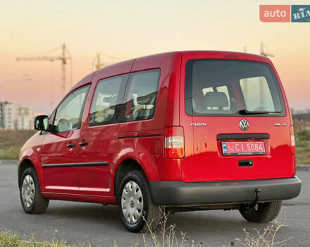 Красный Фольксваген Кадди, объемом двигателя 1.6 л и пробегом 210 тыс. км за 8999 $, фото 29 на Automoto.ua