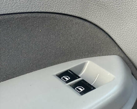 Красный Фольксваген Кадди, объемом двигателя 1.6 л и пробегом 173 тыс. км за 6299 $, фото 18 на Automoto.ua