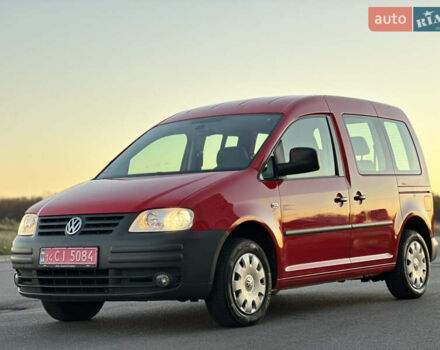 Красный Фольксваген Кадди, объемом двигателя 1.6 л и пробегом 210 тыс. км за 8999 $, фото 23 на Automoto.ua