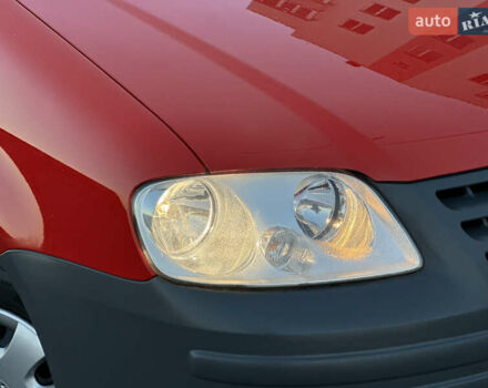 Красный Фольксваген Кадди, объемом двигателя 1.6 л и пробегом 210 тыс. км за 8999 $, фото 19 на Automoto.ua