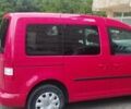 Красный Фольксваген Кадди, объемом двигателя 1.6 л и пробегом 279 тыс. км за 7699 $, фото 1 на Automoto.ua
