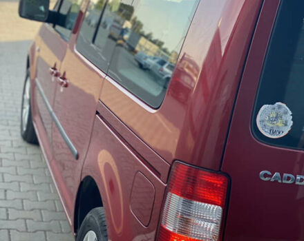 Красный Фольксваген Кадди, объемом двигателя 1.6 л и пробегом 173 тыс. км за 6299 $, фото 7 на Automoto.ua