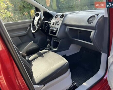 Червоний Фольксваген Кадді, об'ємом двигуна 1.39 л та пробігом 204 тис. км за 4800 $, фото 17 на Automoto.ua