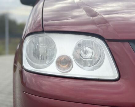 Красный Фольксваген Кадди, объемом двигателя 1.6 л и пробегом 173 тыс. км за 7300 $, фото 2 на Automoto.ua