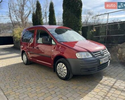 Червоний Фольксваген Кадді, об'ємом двигуна 1.39 л та пробігом 204 тис. км за 4800 $, фото 3 на Automoto.ua