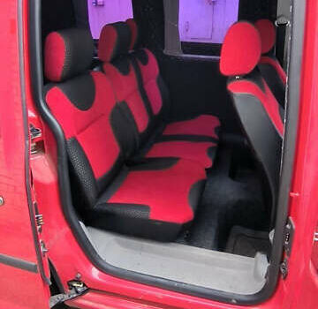 Червоний Фольксваген Кадді, об'ємом двигуна 1.9 л та пробігом 105 тис. км за 6300 $, фото 16 на Automoto.ua