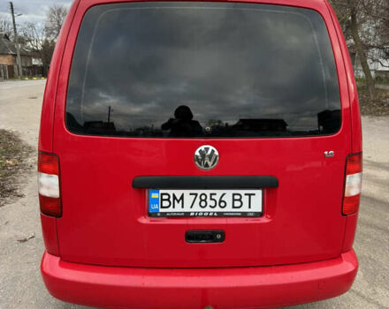 Красный Фольксваген Кадди, объемом двигателя 1.6 л и пробегом 218 тыс. км за 7200 $, фото 5 на Automoto.ua