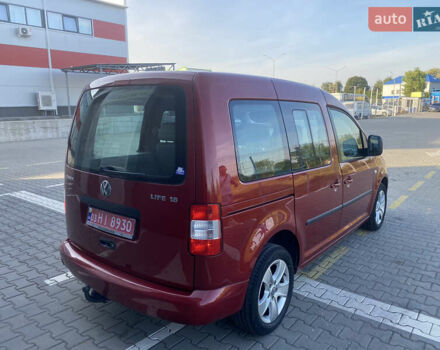 Красный Фольксваген Кадди, объемом двигателя 1.6 л и пробегом 173 тыс. км за 6299 $, фото 4 на Automoto.ua