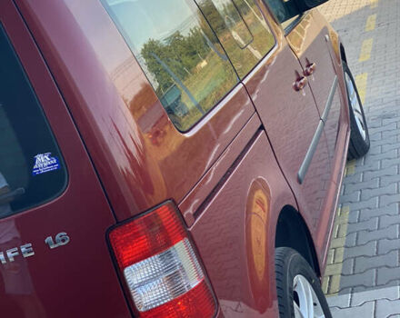 Красный Фольксваген Кадди, объемом двигателя 1.6 л и пробегом 173 тыс. км за 6299 $, фото 8 на Automoto.ua