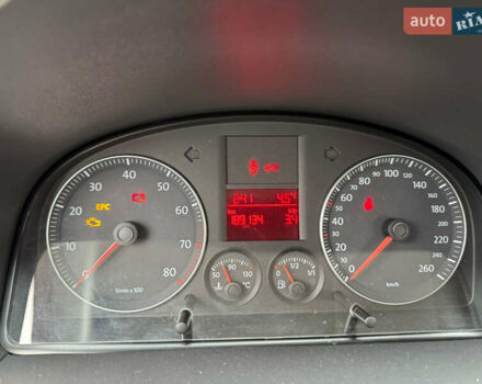 Красный Фольксваген Кадди, объемом двигателя 1.6 л и пробегом 189 тыс. км за 7650 $, фото 29 на Automoto.ua