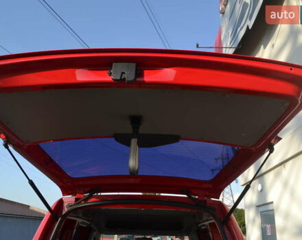 Красный Фольксваген Кадди, объемом двигателя 1.6 л и пробегом 185 тыс. км за 9200 $, фото 23 на Automoto.ua