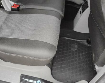 Червоний Фольксваген Кадді, об'ємом двигуна 2 л та пробігом 188 тис. км за 9300 $, фото 26 на Automoto.ua