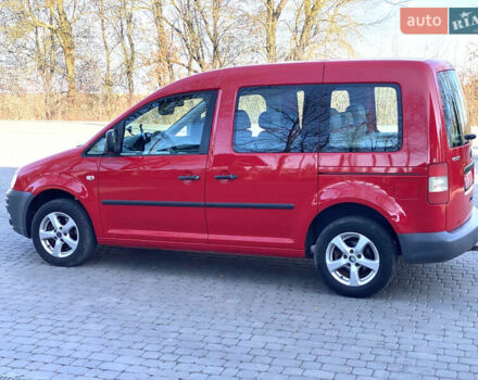 Красный Фольксваген Кадди, объемом двигателя 1.6 л и пробегом 220 тыс. км за 6399 $, фото 16 на Automoto.ua