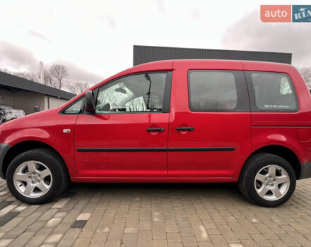 Красный Фольксваген Кадди, объемом двигателя 1.4 л и пробегом 195 тыс. км за 7300 $, фото 5 на Automoto.ua
