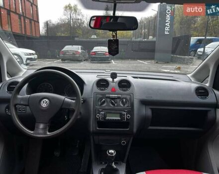Красный Фольксваген Кадди, объемом двигателя 1.98 л и пробегом 224 тыс. км за 7000 $, фото 16 на Automoto.ua