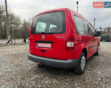 Красный Фольксваген Кадди, объемом двигателя 1.6 л и пробегом 189 тыс. км за 7650 $, фото 7 на Automoto.ua