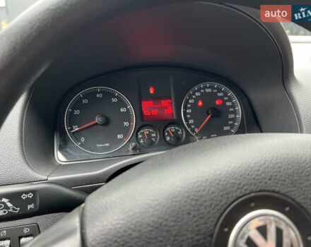 Красный Фольксваген Кадди, объемом двигателя 1.4 л и пробегом 195 тыс. км за 7300 $, фото 20 на Automoto.ua