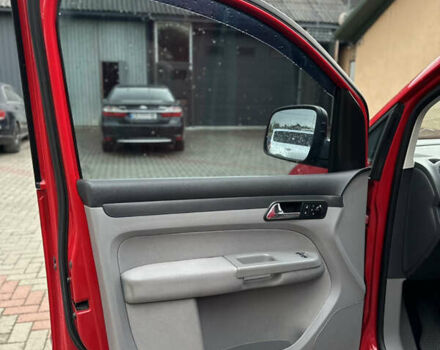 Червоний Фольксваген Кадді, об'ємом двигуна 1.98 л та пробігом 224 тис. км за 6900 $, фото 5 на Automoto.ua