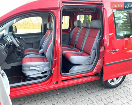 Красный Фольксваген Кадди, объемом двигателя 1.6 л и пробегом 220 тыс. км за 6399 $, фото 19 на Automoto.ua