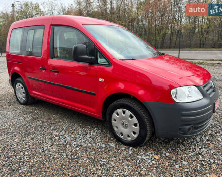 Красный Фольксваген Кадди, объемом двигателя 1.6 л и пробегом 189 тыс. км за 7650 $, фото 10 на Automoto.ua