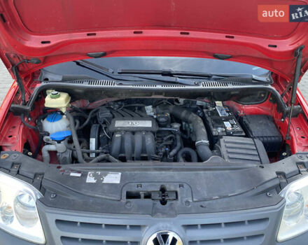Красный Фольксваген Кадди, объемом двигателя 1.6 л и пробегом 220 тыс. км за 6399 $, фото 13 на Automoto.ua