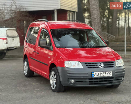 Красный Фольксваген Кадди, объемом двигателя 1.39 л и пробегом 176 тыс. км за 6700 $, фото 3 на Automoto.ua